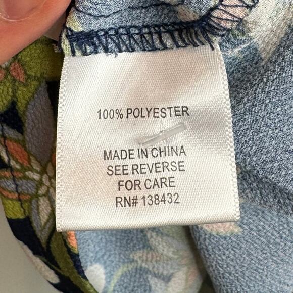 ModCloth Ideal Discovery Floral Tie Short Sleeve V-Neck Blouse Blue, Size Medium - Picture 5 of 5